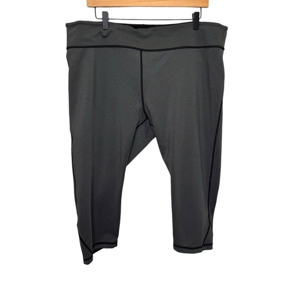 Pennington's Nola Activewear Black & Grey Reversible Capri S|ize 1x - Picture 1 of 10